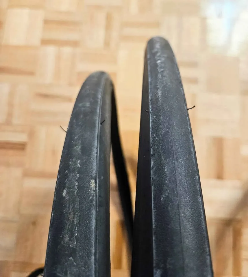 Bontrager R4 high end racing clincher tyres image indicator(2)