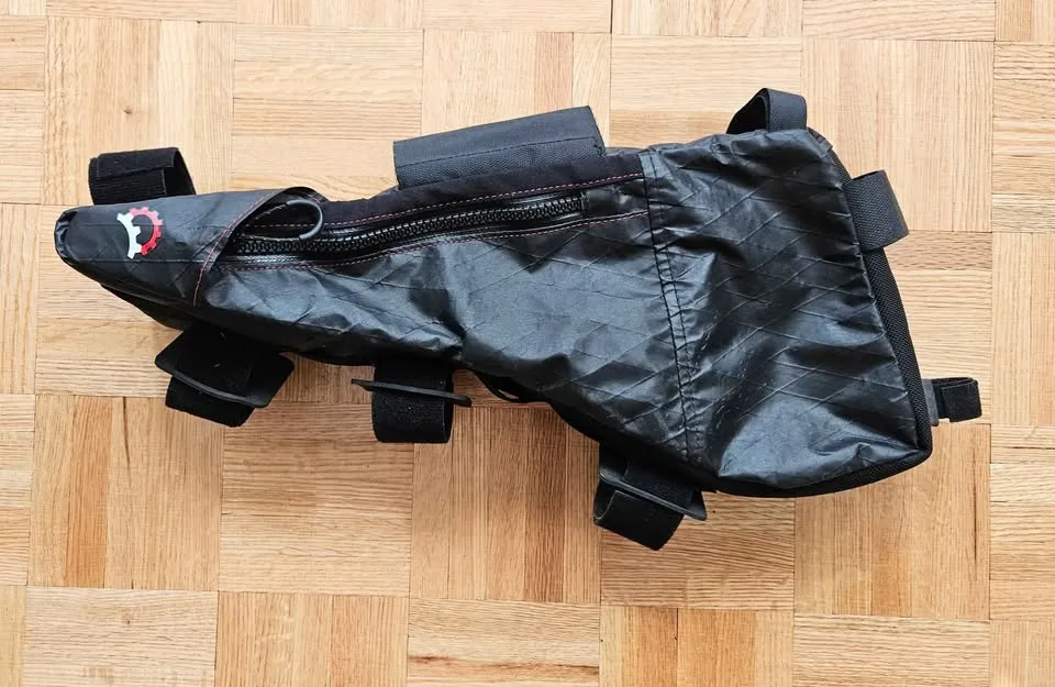 Revelate Ranger Small bikepacking frame bag image indicator(2)