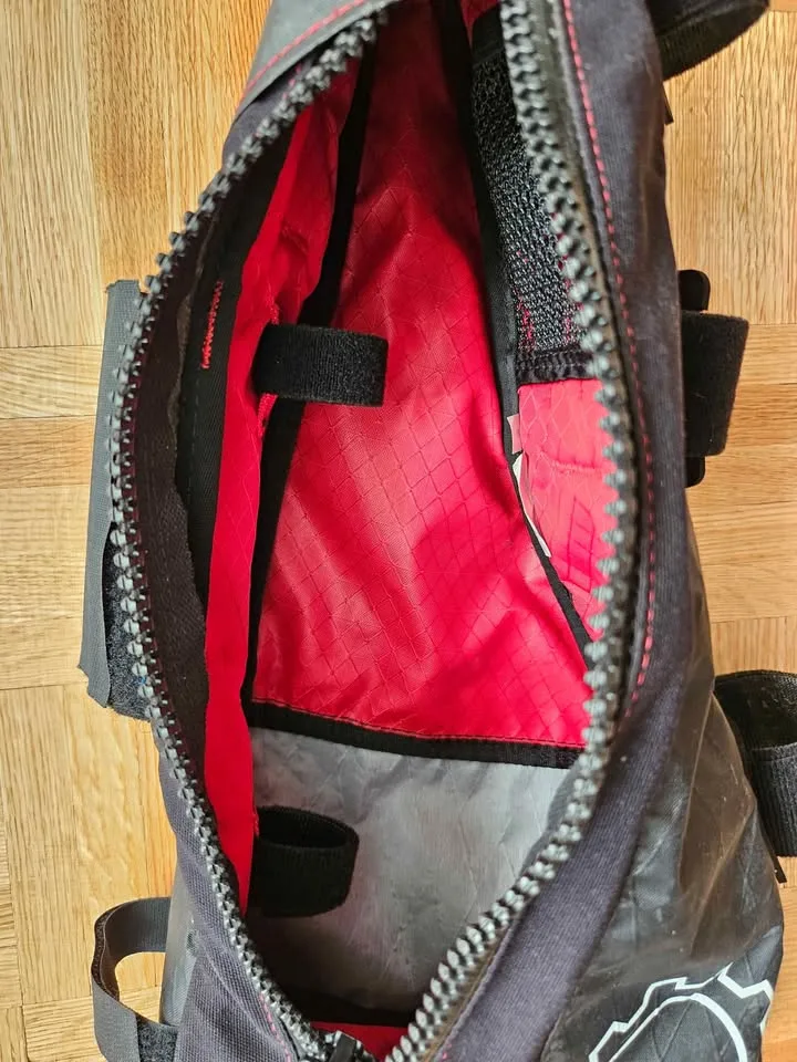 Revelate Ranger Small bikepacking frame bag image indicator(3)