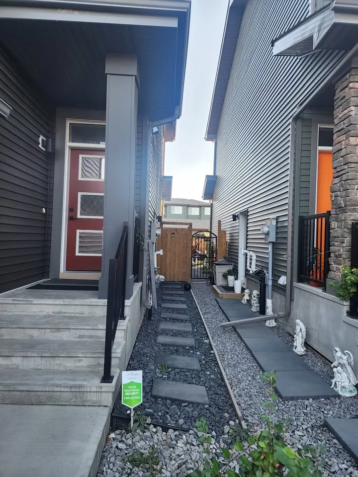 1 Bed 1 Bath House image indicator(3)