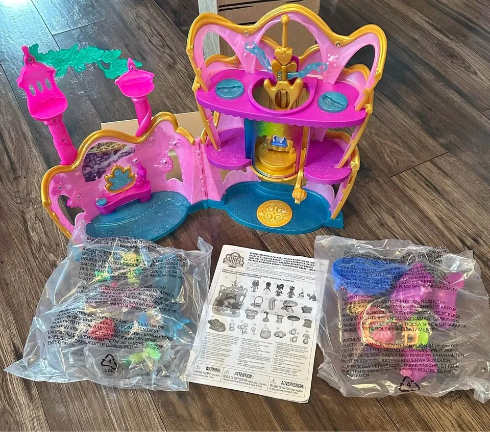 Toy Ariel deluxe Atlantica palace playset-new-with lights and so thumbnail