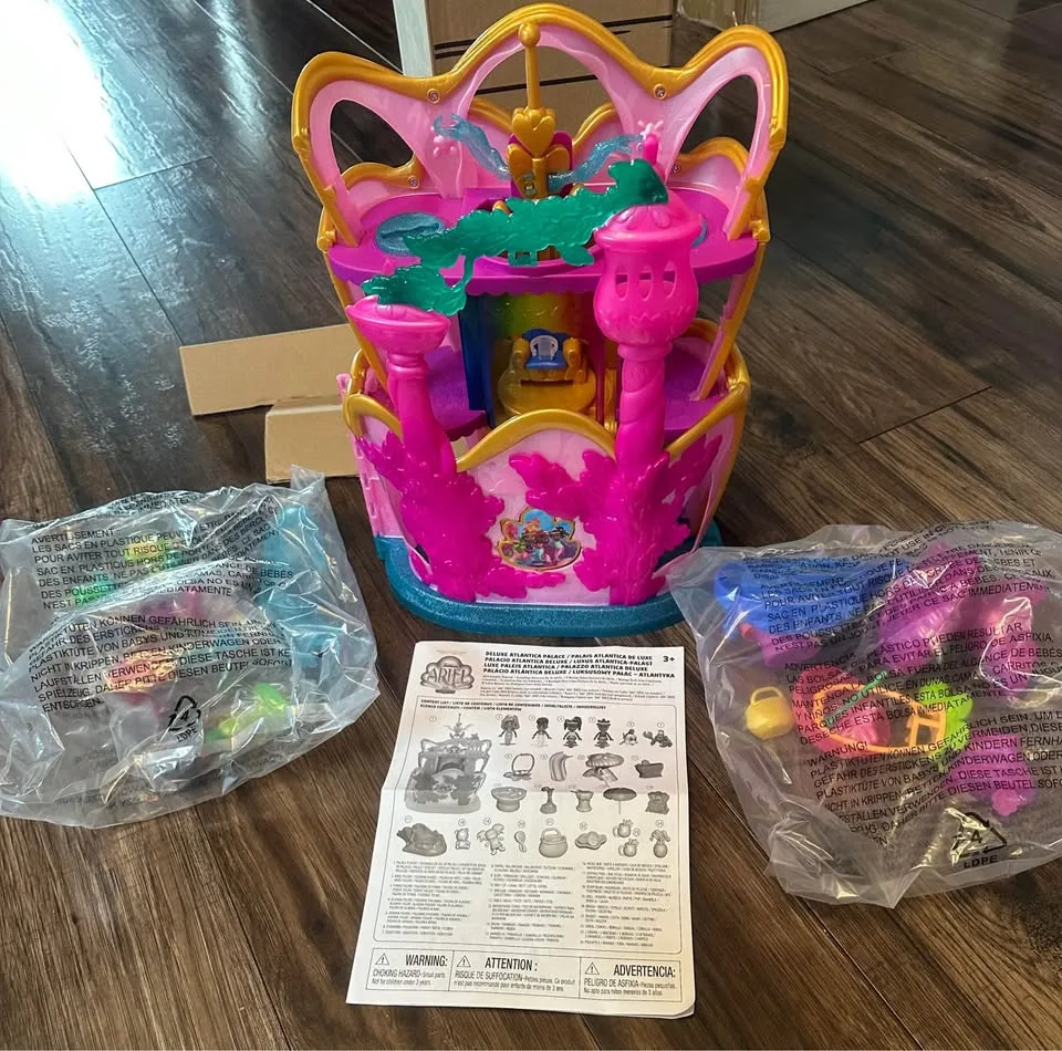 Toy Ariel deluxe Atlantica palace playset-new-with lights and so image indicator(4)