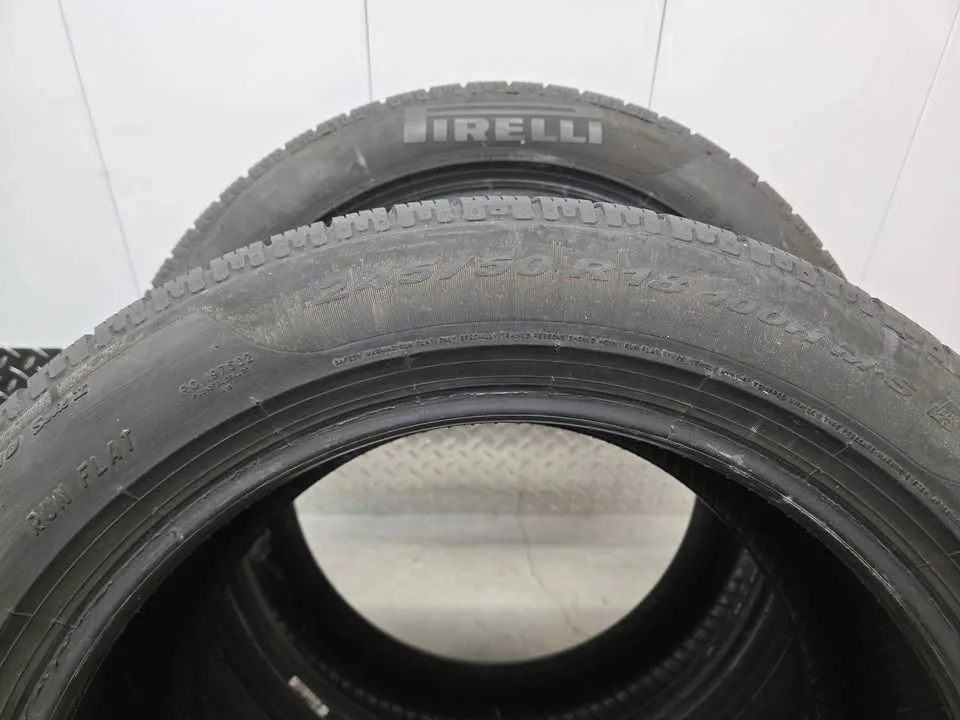 Pirelli Sottozero Winter Tires- 245/50R18 image indicator(9)
