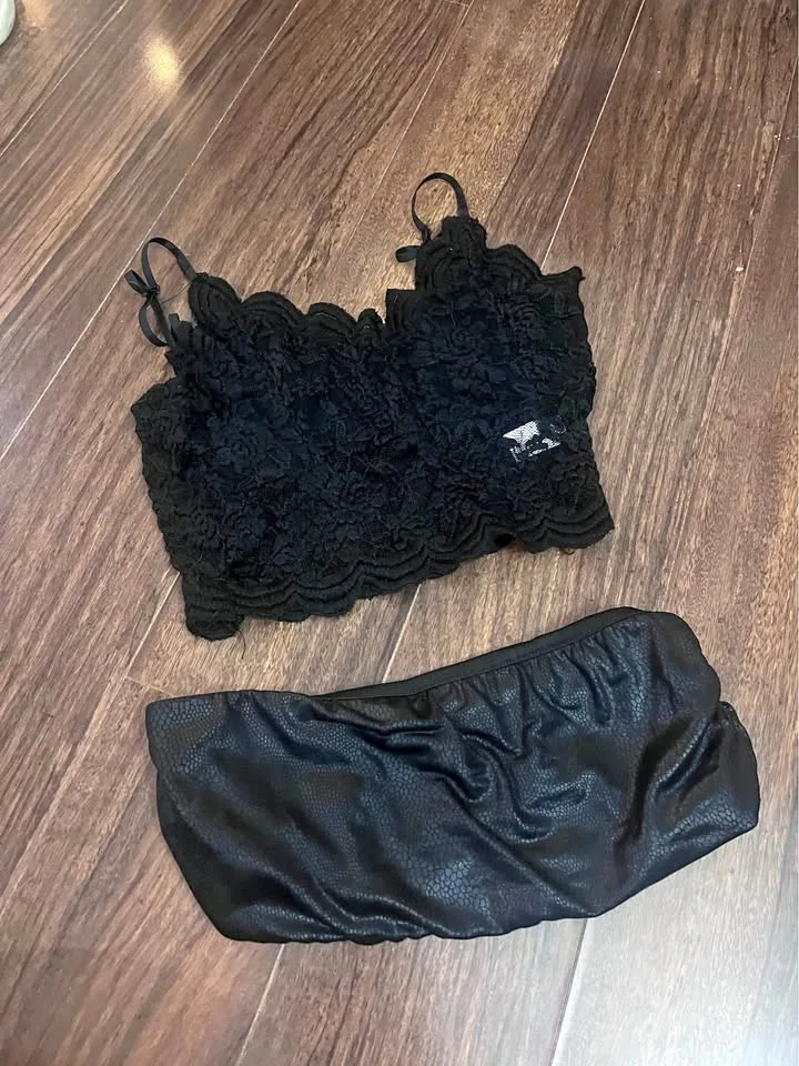 Black Underwear x2 black top