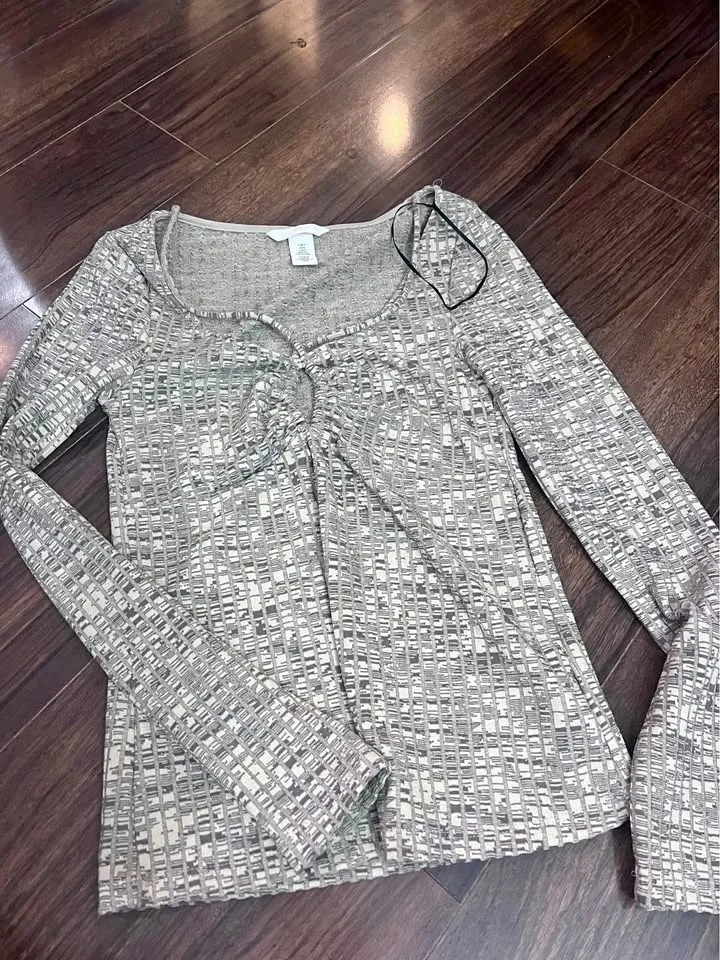 H&M patterned top Leopard print