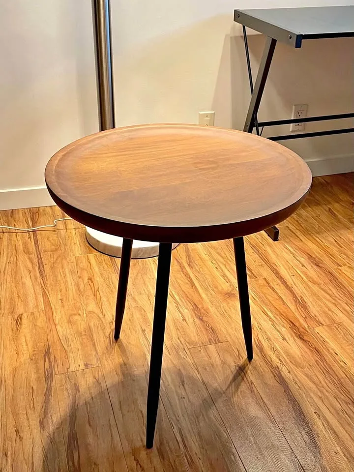 Solid Mangowood End Table thumbnail