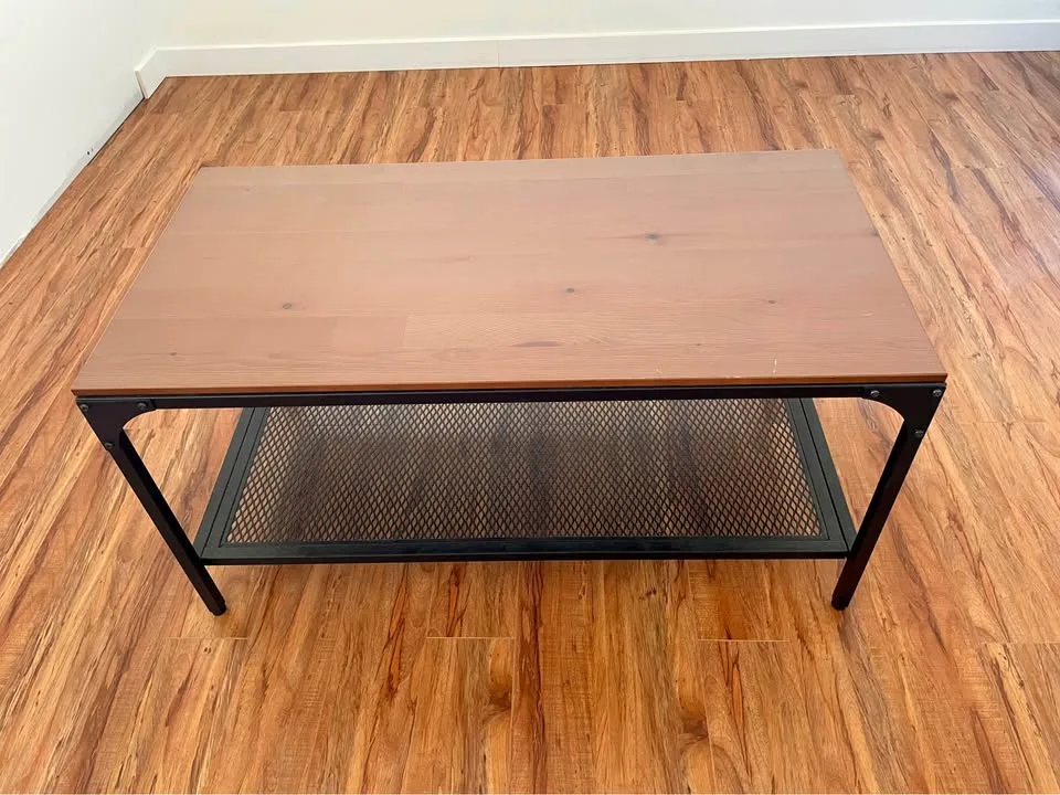 FJÄLLBO IKEA coffee table, solid wood and metal image indicator(2)