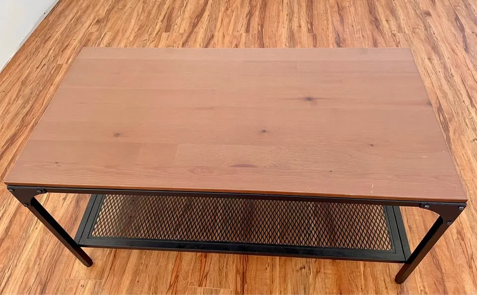 FJÄLLBO IKEA coffee table, solid wood and metal image indicator(3)