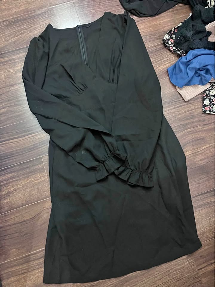 Mini black dress