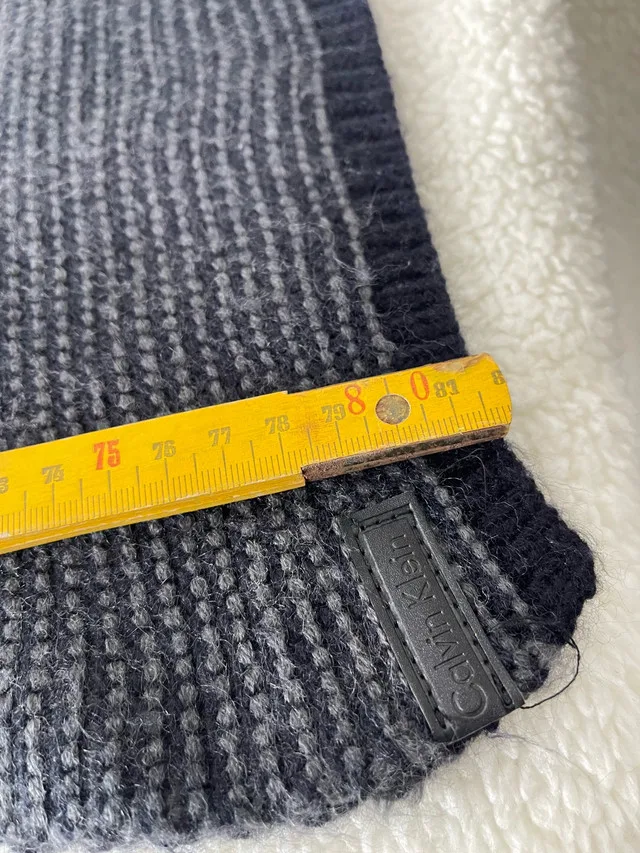 Calvin Klein Scarf image indicator(2)