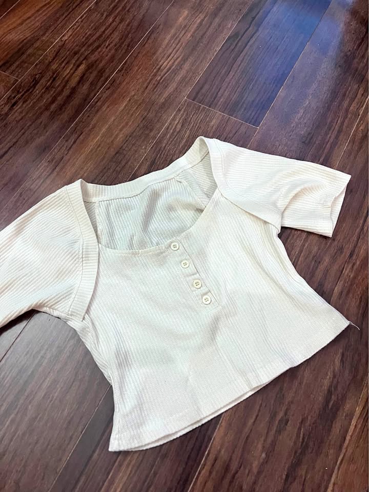 $10 for 4 summer top