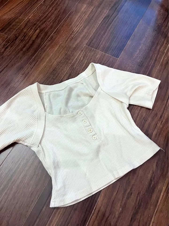 $10 for 4 summer top