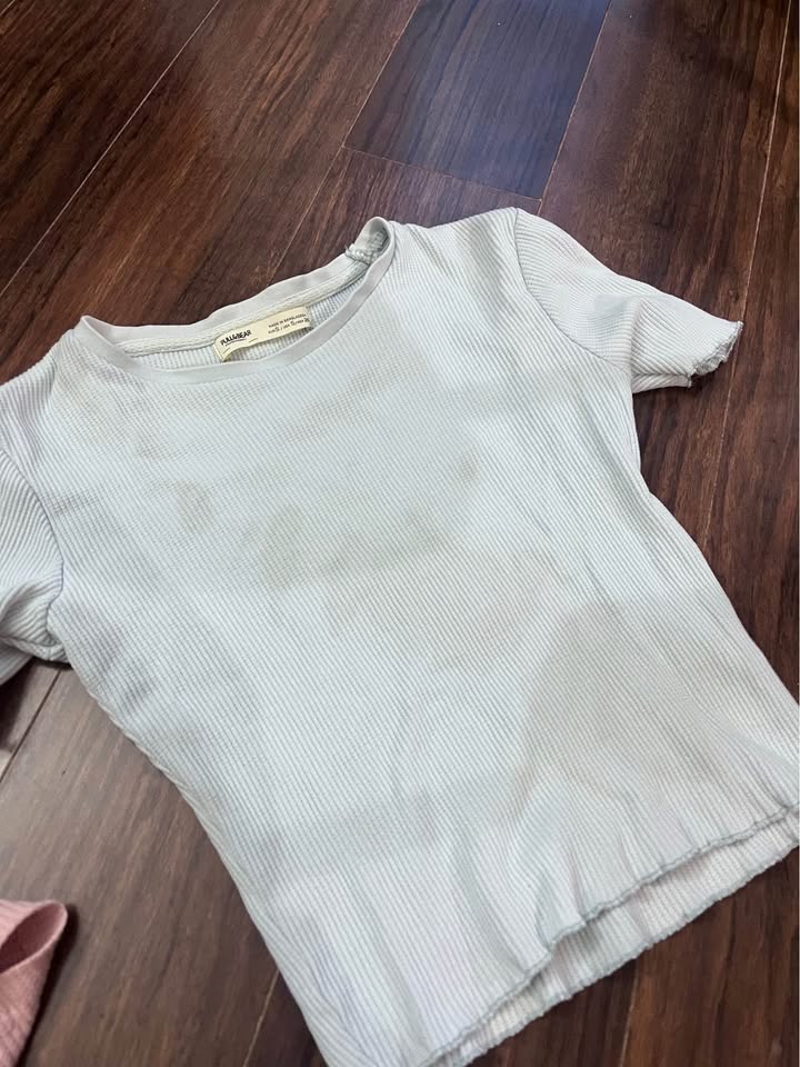$10 for 4 summer top - photo 4