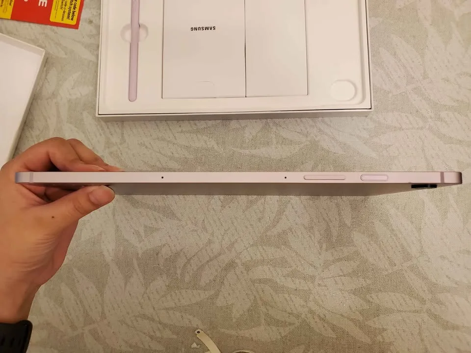 Samsung Galaxy Tab S9 FE (𝗖𝗔𝗦𝗛 𝗢𝗡𝗟𝗬) image indicator(7)