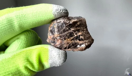 164 CTS Ferro Axinite Mineral Specimen - photo 2