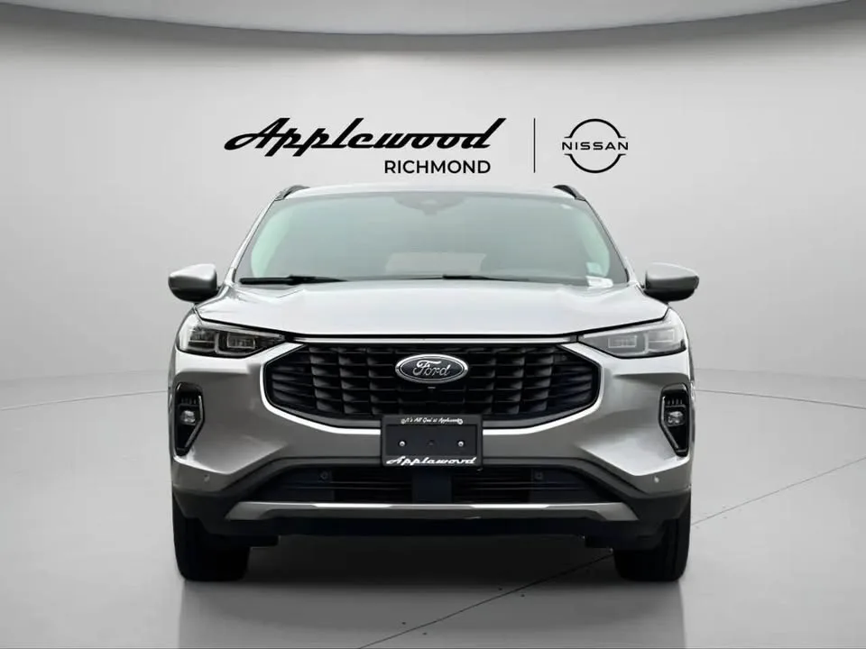 2023 Ford Escape Platinum AWD image indicator(8)