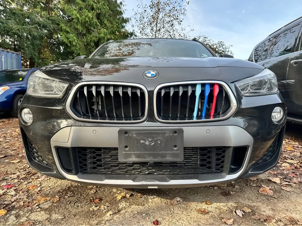 2018 BMW X2 xDrive28i image indicator(3)