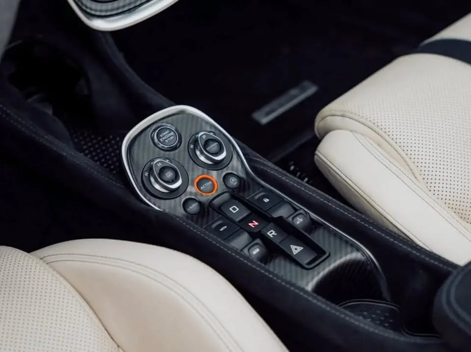 2018 Mclaren 570S Spider image indicator(3)