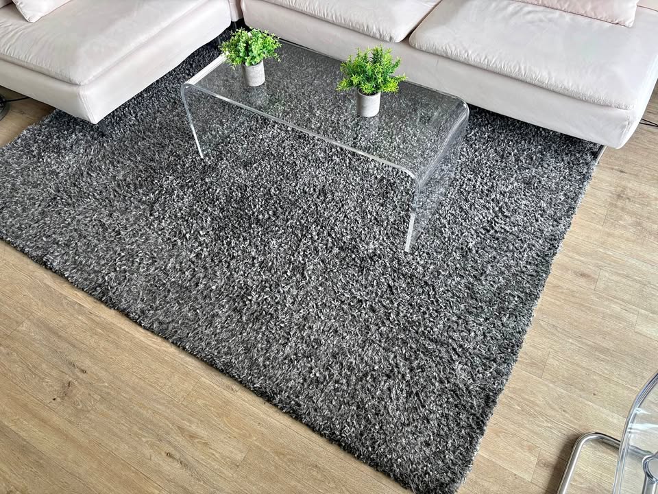 Super Soft Shag Rug - Good Condition