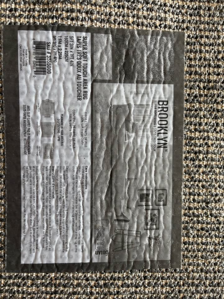 Super Soft Shag Rug - Good Condition - photo 5