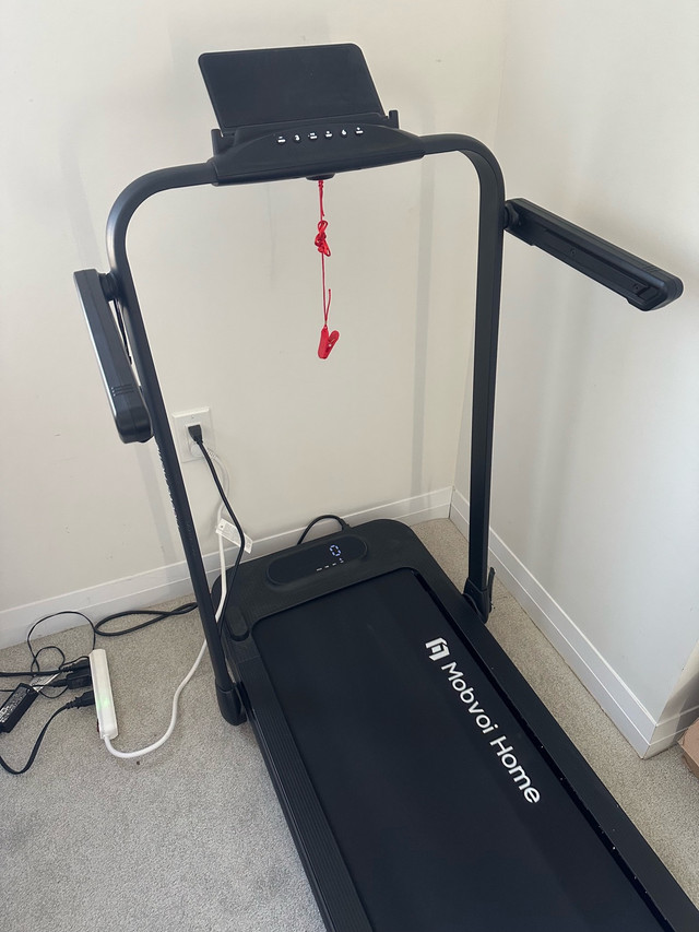 Mojovoi 2-in-1 Folding Treadmill / Walking Pad - Like New