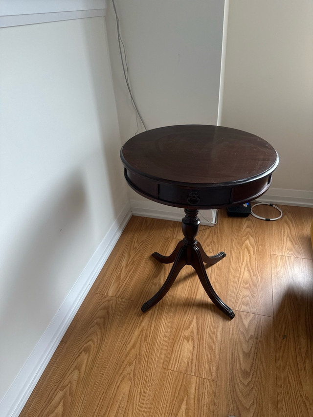 End table