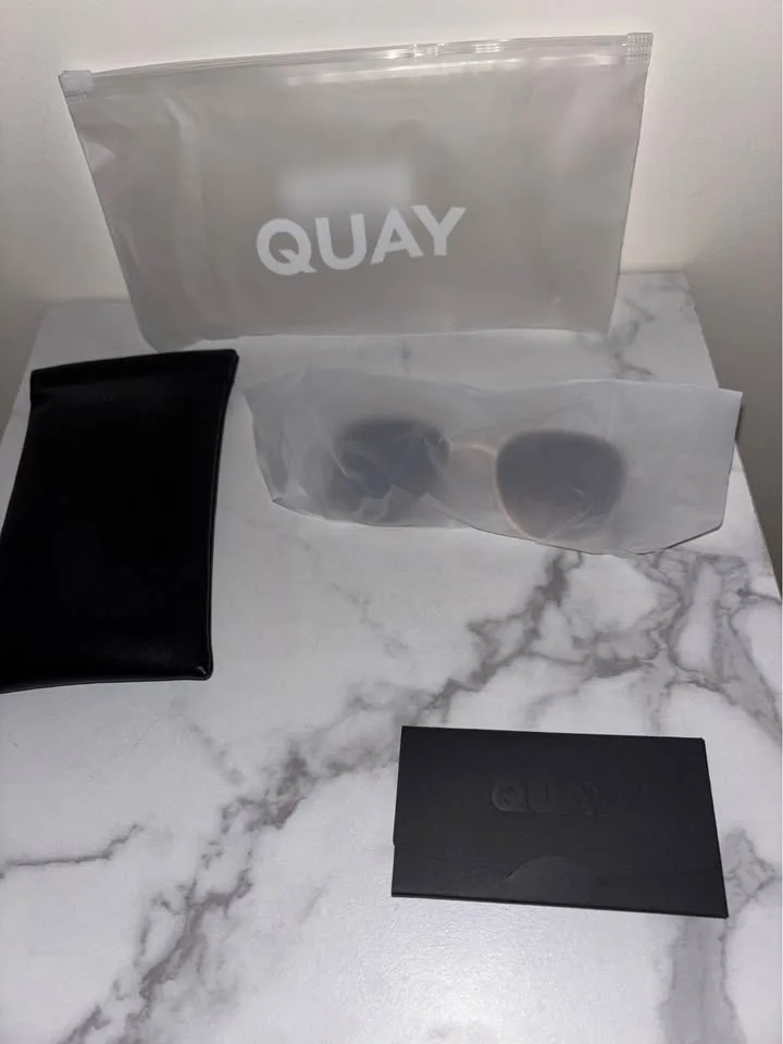 Quay “Big Time” Sunglasses image indicator(5)