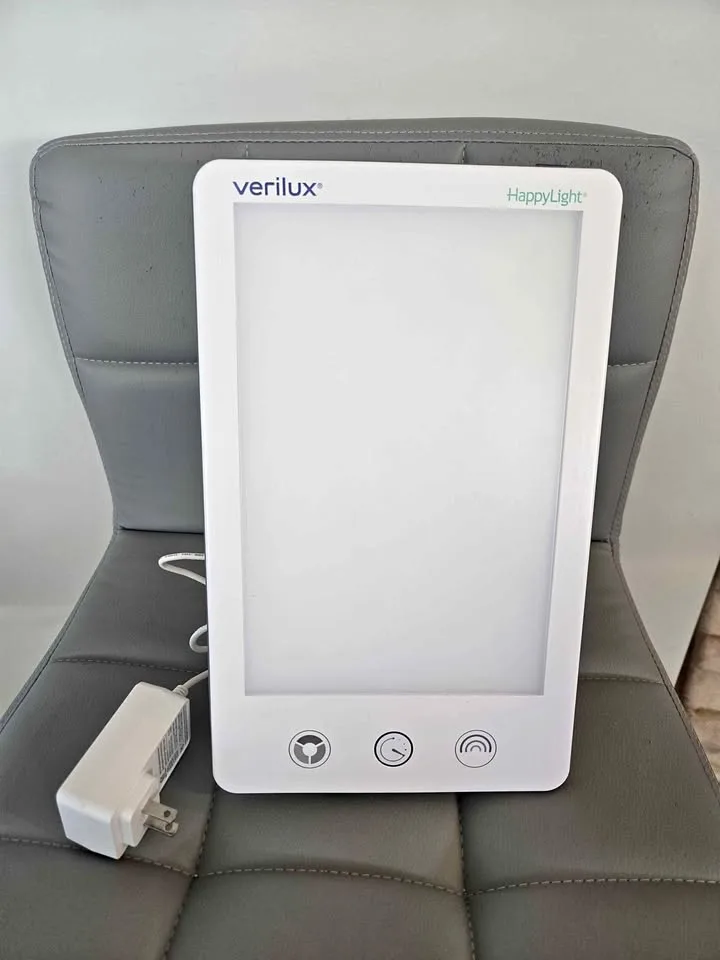 Verilux HappyLight Luxe – Light Therapy Lamp – Like New thumbnail