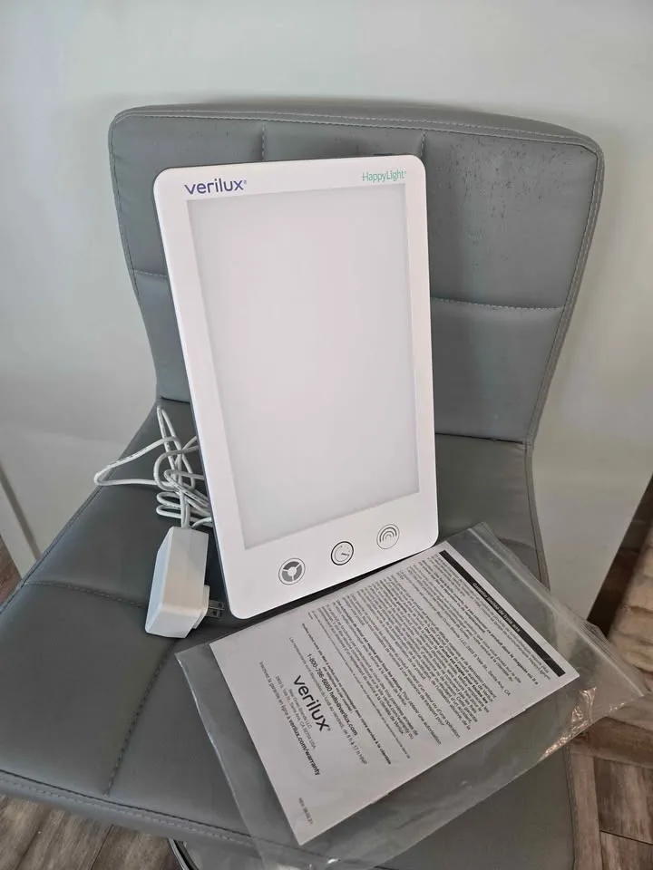 Verilux HappyLight Luxe – Light Therapy Lamp – Like New image indicator(3)