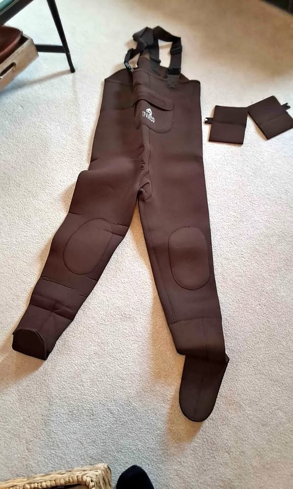 Neoprene Waders - Brand New - Adult Large