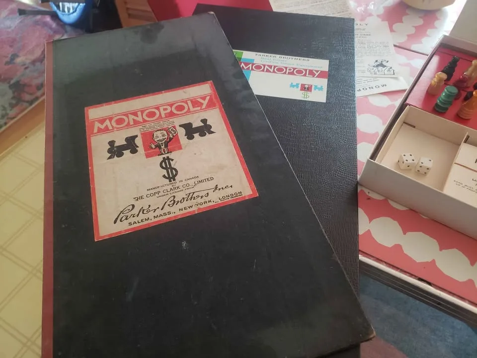 1961 Monopoly Game with Extra Board image indicator(4)