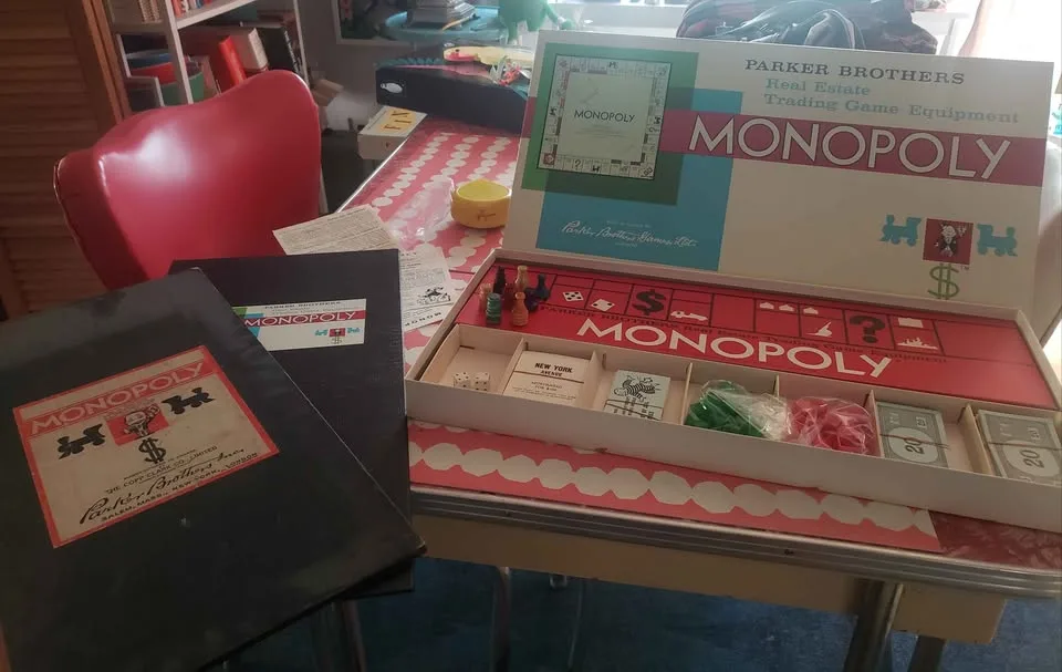 1961 Monopoly Game with Extra Board image indicator(7)
