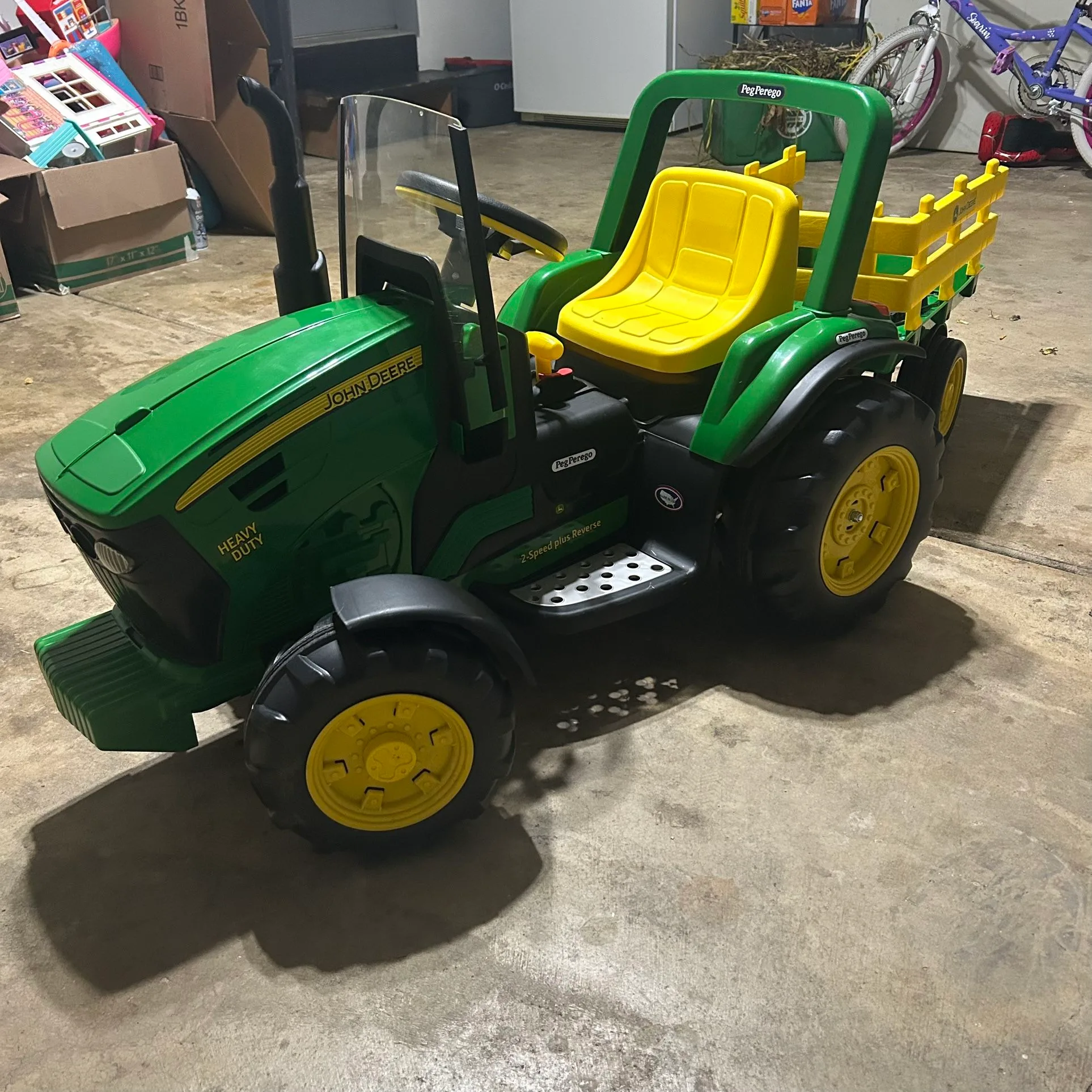Peg Perego John Deere Tractor Ride On thumbnail
