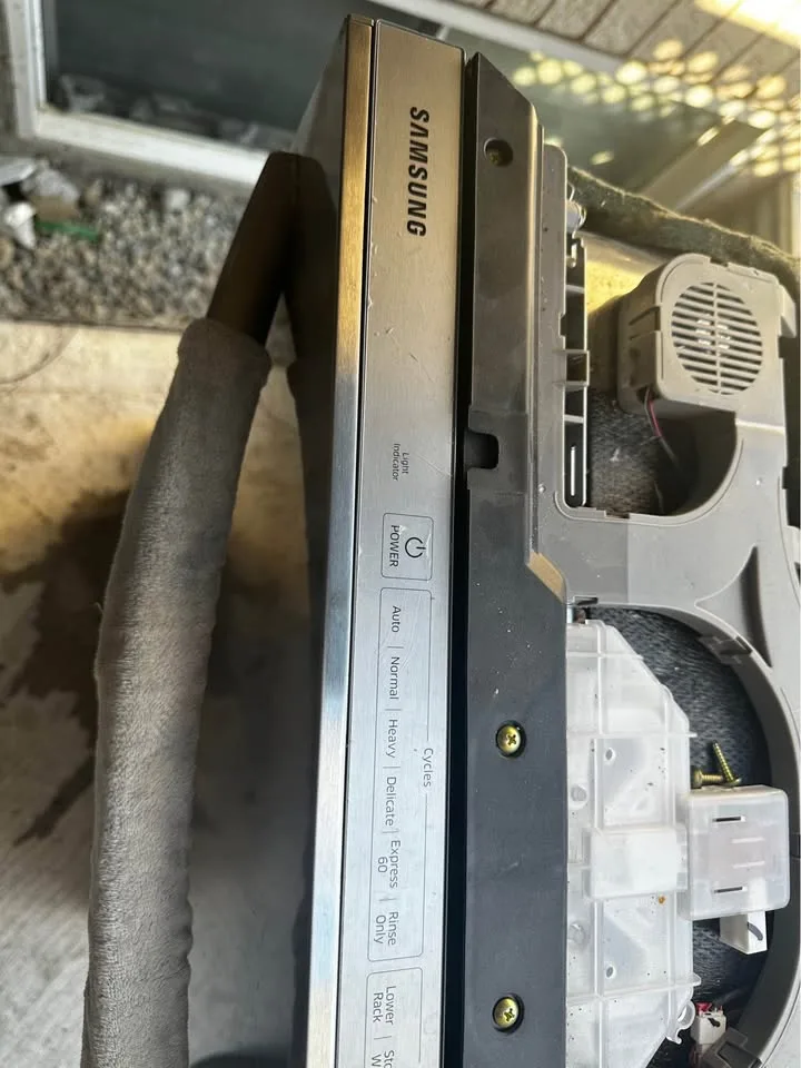 Samsung Dishwasher for Sale image indicator(4)