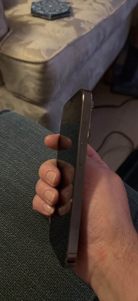iPhone 14 128 GB Gold - photo 4