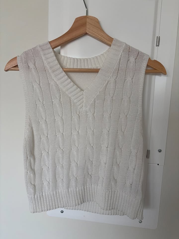 Knitted Vest - White - photo 2
