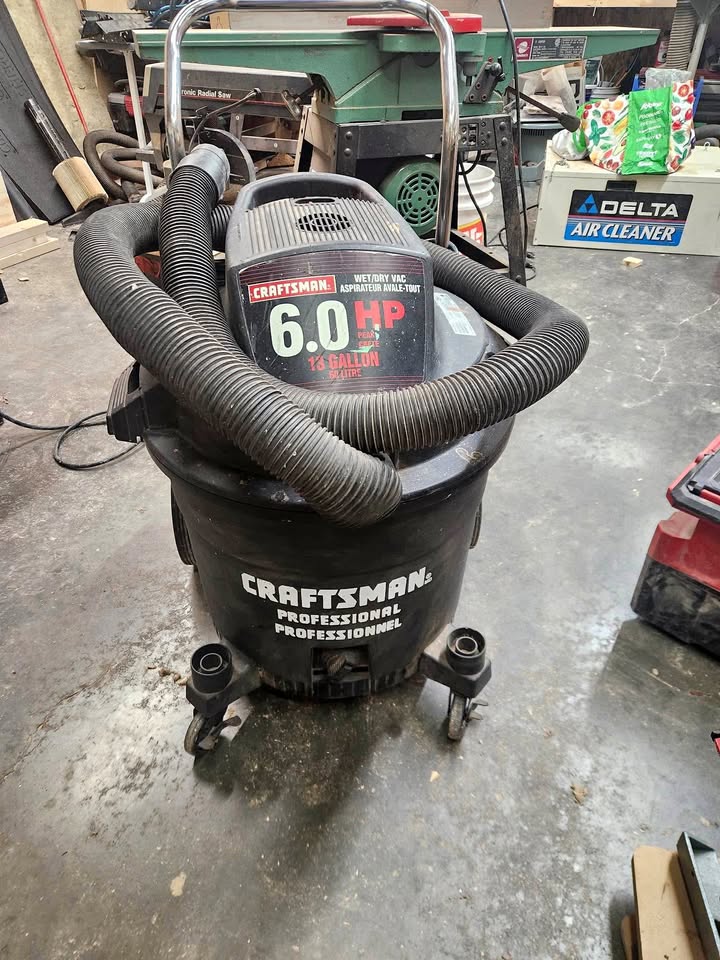 High capacity shop vacuum wet/dry, 60 L