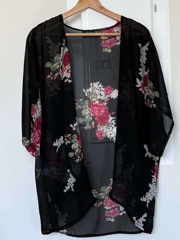 Japanese Floral Kimono Wrap - Black - photo 3