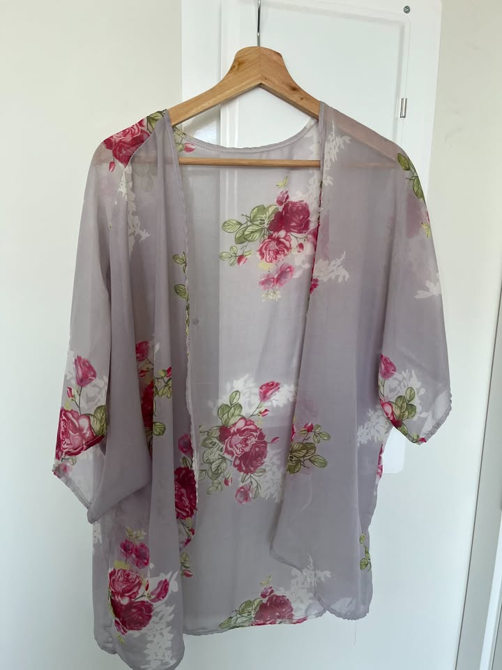 Japanese Floral Kimono Wrap - Soft Purple - photo 3