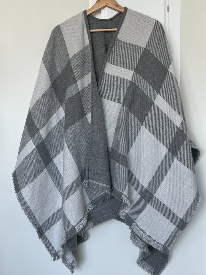 2 Sided Reversible Scarf Wrap - Grey & Plaid - photo 5