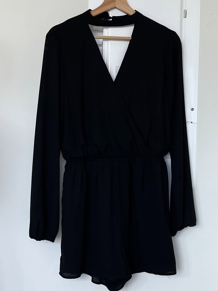 Long Sleeve Romper - Black - photo 2