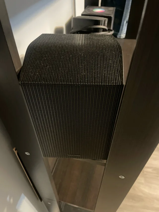 Samsung 75” QLED TV & Sound Bar OBO image indicator(6)