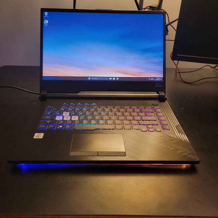Asus ROG STRIX Gaming Laptop RTX 2070