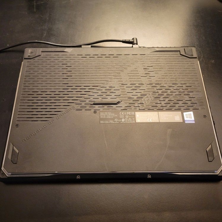 Asus ROG STRIX Gaming Laptop RTX 2070 - photo 4