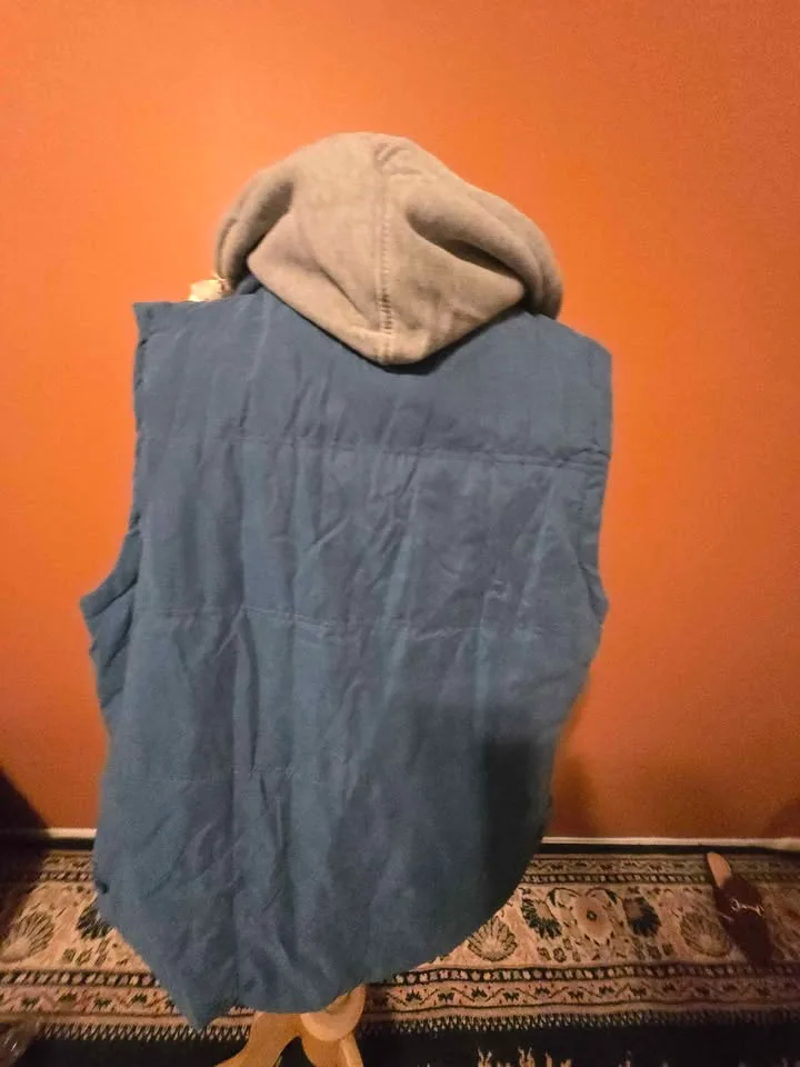 Brand New Size 2XL – Blue Puffer Vest with Hood – $15 image indicator(5)