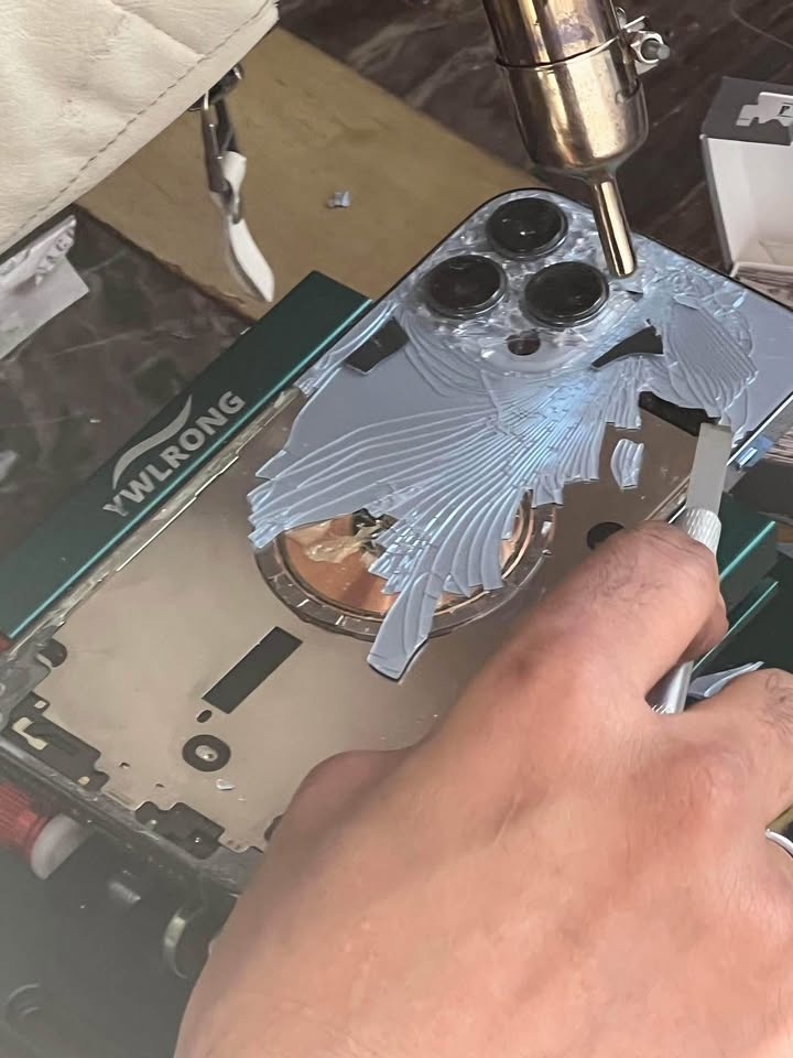 Any phone repair $25 and $49 for back glass replacement - photo 3