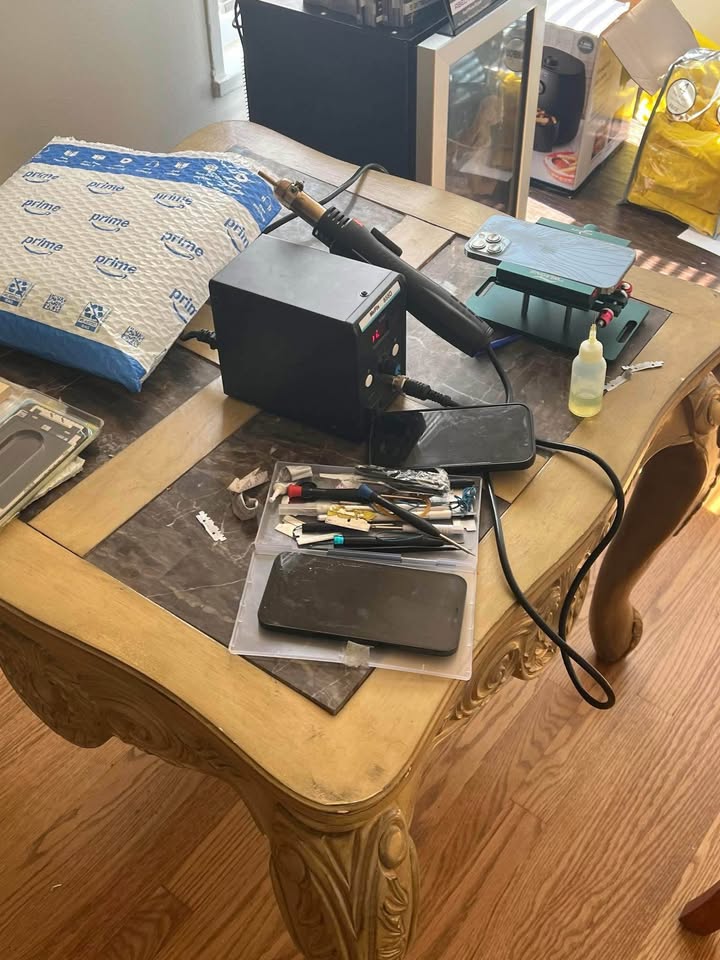 Any phone repair $25 and $49 for back glass replacement - photo 5
