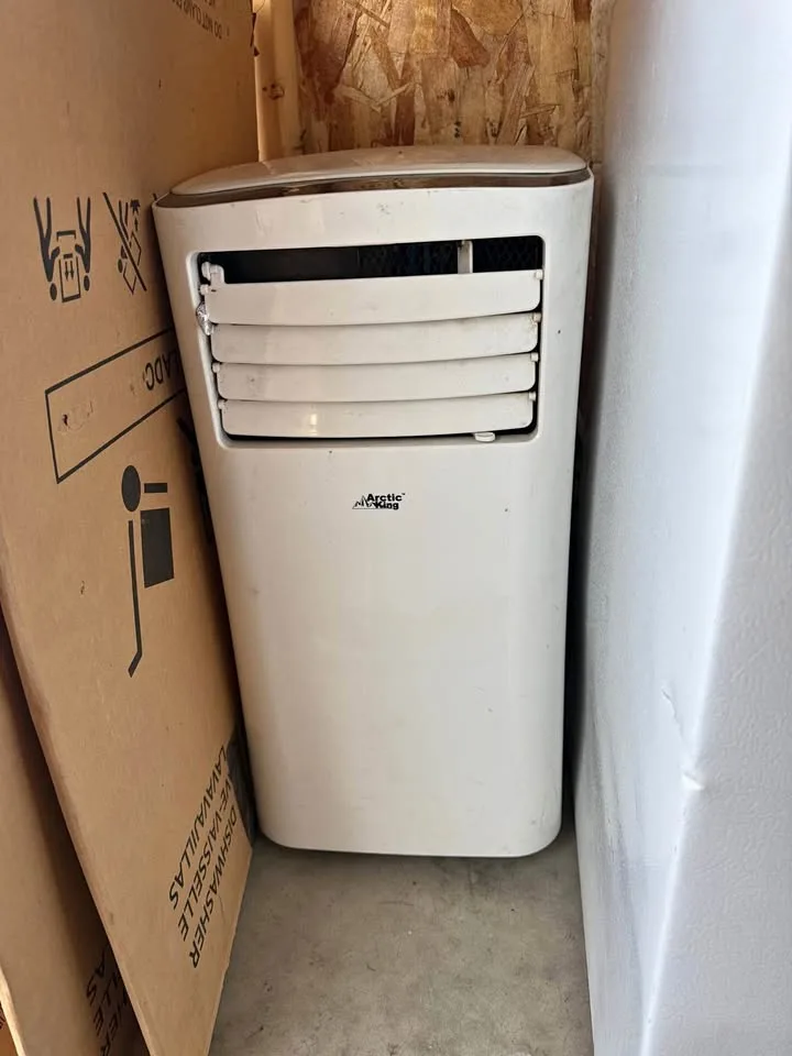 Portable AC	make me best offer. thumbnail