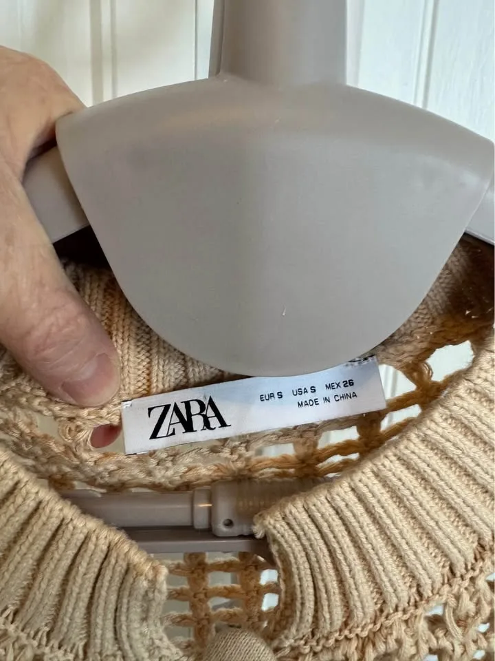 Small crotchet cardigan image indicator(3)