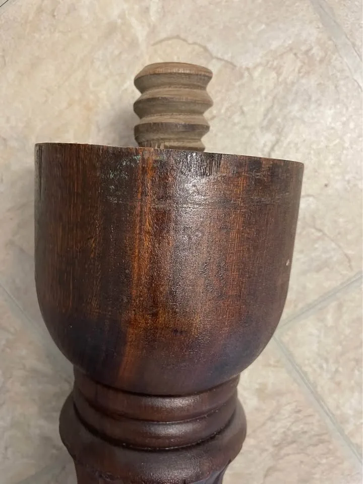 Antique Table image indicator(6)